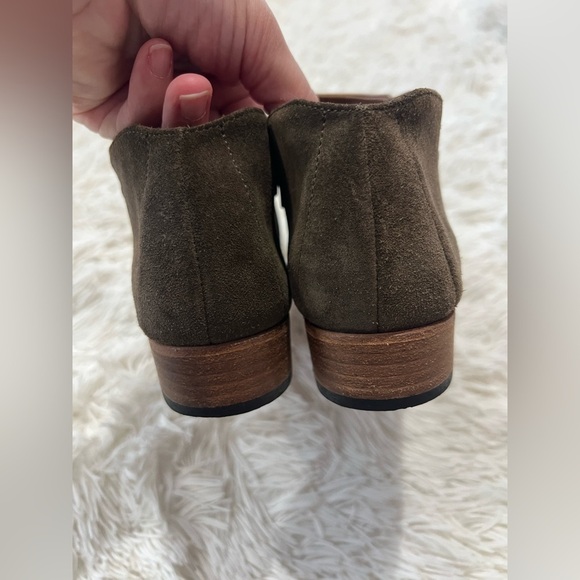 Alberto Fermani Serafina Suede Pointed Toe Booties - Size 38 US 7.5 - Picture 4 of 11